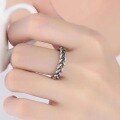 wholesale Metal material, cross-border Europe and America twist ring for women, vintage index fingerdesign, does not fade, ancient styleadjustable tail ring wholesale-0-3