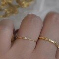 wholesale S925 Sterling Silver Fashion Minimalist Twisted Single Diamond Ring Trendy Design Jewelry for Women R02052-0-1