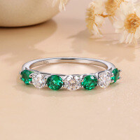 wholesale S925 Sterling Silver Plated with 18K Gold, Cross-Border New Moissanite Cultured Colored Gemstone 7-Stone Row Ring, Emerald Ring for Women-Platinum US size 6