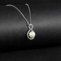 wholesale S925 Sterling Silver Natural Freshwater Pearl Necklace, Fashionable and Luxurious Personalized Elegance Collarbone Chain Pendant-Natural Freshwater Pearl Necklace 925 Silver
