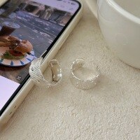 wholesale S925 Sterling Silver Geometric Hollow-Out Earrings for Women, Small and Exquisite, Fashionable, High-End, Heavy-Duty Ear Accessories-Sterling silver