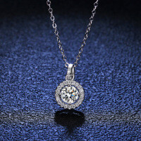 S925 Sterling Silver 50-Point Moissanite Pendant Necklace for Women-30-piece chain (set with moissanite)  925 silver