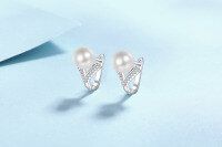 wholesale PT950 gold-plated S925 silver freshwater pearl ear clips with moissanite, high-end style, hot-selling ready for wholesale-13 point Moissanite/8mm pearl 925 silver