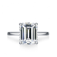 S925 Silver 4ct Emerald-Cut Moissanite Ring Women's Luxury Prong-Set-Set with D-color moissanite (4 carats)  US No. 5