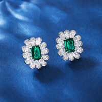 wholesale S925 Sterling Silver Elegant Earrings Inlaid with High-Carbon Diamond Zircon and Emerald Ear Studs for Dropshipping and Wholesale Women-green