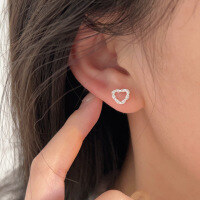 wholesale S925 Sterling Silver Minimalist Heart Stud Earrings for Women, Korean Ins Trendy Versatile Elegant Unique Earrings-Hollow heart