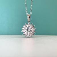 wholesale 925 Sterling Silver Light Luxury Niche Moissanite Sunflower Pendant Necklace for Women, Advanced and Versatile Snowflake Collarbone Chain Jewelry-1 carat zircon diamond necklace 925 silver