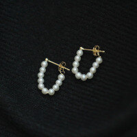 wholesale 9K Gold Wholesale Pure 9K Gold Ear Studs with a String of Freshwater Pearls, Back Hook Style, Elegant and Gentle French-inspired Earrings for Women-9K per price