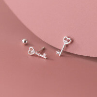 wholesale S925 Silver Korean-style Single Diamond Heart Stud Earrings Key Simple and Fresh with Threaded Earrings M02747-S925 silver pair>925 silver