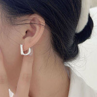 wholesale S925 Sterling Silver Unique Niche Design Letter D Earrings Ear Clasps for Women, Heavy Duty Advanced Ins Style Personalized Ear Accessories-Sterling silver