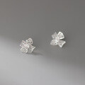 wholesale 999 Silver Dainty Hollow Filigree Screw Ear Bone Piercing Hollow Bow Threaded Ear Stud M05609-0-4