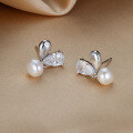 wholesale S925 Sterling Silver Heart-shaped Natural Freshwater Pearl Earrings for Women, Minimalist Small Design New Arrival High-end Fall Winter Ear Accessories-0-2
