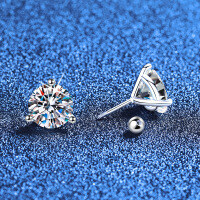S925 Sterling Silver Moissanite Three-Prong Thread Earrings Wholesale-High-carbon steel threaded finish  30 points + 30 points (4mm)
