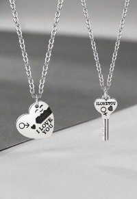 wholesale S925 Sterling Silver Couple Necklace Matching Pair, Creative Interlocking Heart Lock Pendant, Sweater Chain-xb962-silver female
