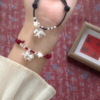 wholesale 999 Silver Exquisitely Simple Maneki-neko Kitten Star Light Bead Adjustable Bracelet S7396-Red Rope Model 999 Pure Silver