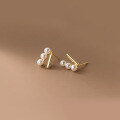 wholesale S925 Sterling Silver Vintage Synthetic Pearl V-Shaped Ear Studs for Women with an Elegant and Premium Feel M03569-0-0