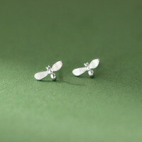 wholesale 925 Sterling Silver Fresh and Sweet Ins-style Small and Unique Design Brushed Bee Stud Earrings M06695-S925 silver pair silver>925 silver