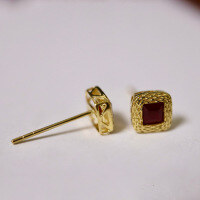 wholesale S925 Sterling Silver Red Elk Retro Cube Stud Earrings, Simple and Versatile for Commuting, Fashionable and Unique Women's Earrings-BE0200-Gold 925 Silver