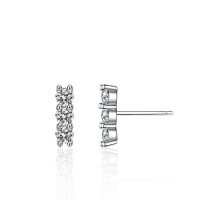 S925 Silver Three-Life Stone Earrings Women's Simple Wedding Moissanite Gift-10 points * 6 [Superior White Moissanite]  925 Silver