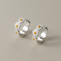 wholesale S925 Sterling Silver White Resin Daisy Ear Studs for Women, Korean Style Sweet and Fresh Floral Ear Hoops M00076-0-2