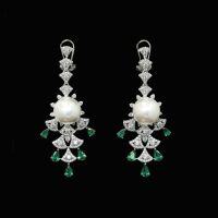 wholesale Metal: 925 Silver Gold Plated, High Carbon Diamonds, High-Quality Pearls, White Shell Pearls, High-End Jewelry, Niche Fashion Women's Earrings-Muzo Green 925 Silver