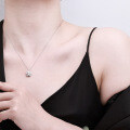 Metal Flash Moissanite Four-Leaf Clover Necklace, Women's Luxury Fashion Pendant-0-1