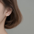 wholesale S925 silver cross ear clips for women, Korean and Japanese style, minimalist diamond-studded earrings for non-pierced ears, jewelry E7090-0-3