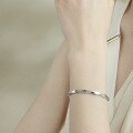 wholesale New Platinum Japanese Light Luxury Minimalist Geometric Bracelet for Women with Distressed Retro Pattern Wholesale Gift-0-1