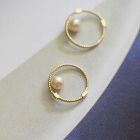 wholesale 9K Gold Twisted Freshwater Pearl Ear Hoops with Minimalist Korean Japanese Design Elegant Earrings for Women-9K gold