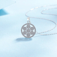 wholesale S925 Sterling Silver Moissanite Necklace for Women, Geometric Snowflake Pendant, Advanced and Exquisite Choker Necklace, Versatile-Moissanite 1.185 carats 925 silver