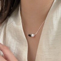 wholesale S925 Sterling Silver Black Agate Pea Necklace for Women, Small and Exquisite, Luxuriously Fashionable High-end Collarbone Chain, Korean-style Trendy-Sterling silver