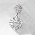 wholesale S925 Sterling Silver Cross-Border New Flexible Snowflake Earrings, Fashionable and Elegant Christmas Snowflake Earrings for Women, Small and Unique Design-0-4