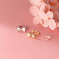 wholesale Sterling Silver Small and Fresh No-Piercing Student Bow Diamond-Inlaid Ear Clip Minimalist Women's Earrings M01050-S925 silver ear clips, one pair, silver 925 silver