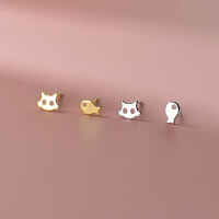 wholesale S925 Sterling Silver Fresh and Sweet Style Cute Design Asymmetric Cat and Fish Ear Stud M05585-Silver-One pair 925 silver