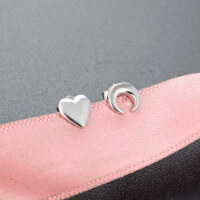 wholesale S925 Sterling Silver Korean and Japanese Style Sweet and Fresh Asymmetric Star and Moon Earrings, C-Shaped Moon High-End Earrings-Asymmetrical earrings>925 silver