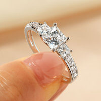 Zirconium Crossed Arms Light Luxury Cocktail Ring, Xiaohongshu Style-Square-cut diamond three-stone ring [K white]  US size 8