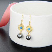 wholesale S925 Sterling Silver Gray Pearl Earrings, Elegant and Geometric Shape, Exquisite and Luxurious High-End Feel, Popular Earrings for Women-Gold-tone earrings with pearls and plastic earplugs  925 silver