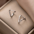 wholesale Sterling Silver Minimalist Hoop Earrings Small Distorted Irregular Design High-End Ear Clasp M02262-0-0
