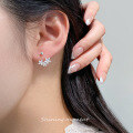 wholesale S925 Sterling Silver Fresh Sweet Ins Style Niche Design Exquisite Minimalist Three Flower Earrings M06444-0-1