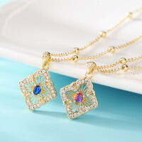 wholesale Brass French Retro Palace Style Hollowed Out Four-Leaf Clover Necklace for Women, Brushed Versatile Diamond Choker, Minimalist and High-End-XB143--Retro Palace Style Necklace (Golden Red)