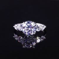 wholesale S925 sterling silver with 25 carat moissanite, round large center stone, certified, color-fading resistant ring-2.5 carat moissanite ring  US size 7 (China size 15)