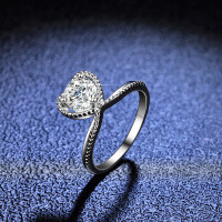 Sterling Silver Moissanite Heart-Shaped Ring for Women-1 carat (eight hearts and eight arrows zircon)  12 yards