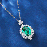 wholesale S925 Sterling Silver Full Diamond Pigeon Egg Collarbone Necklace for Women, Cross-Border European and American Emerald Necklace Wholesale-The pendant does not include a chain