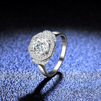 925 Silver Moissanite Ring Four-Prong Square Cut Women's Live Stream Hot Style-1 carat (eight hearts and eight arrows zircon)  15 yards