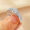 Zirconium Crossed Arms Light Luxury Cocktail Ring, Xiaohongshu Style-0-24