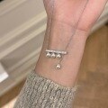 wholesale S925 Sterling Silver Quarter Note Pearl Sliding Necklace, Fashionable and Luxurious Niche One-Line Balance Bar Collarbone Chain for Women-0-3