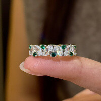 wholesale Metal S925 Sterling Silver Oval Row Ring Lab-Grown Green Spinel Diamond High-Carbon Green Diamond-R1161 White and Green Ring No. 6