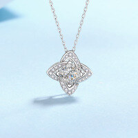 wholesale PT950 gold-plated 925 sterling silver necklace with full moissanite cross star pendant, factory wholesale gift in stock-5.5x5.5mm white zircon &gt; 925 silver