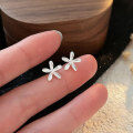 wholesale S925 Sterling Silver Korean-style Small Floral Stud Earrings for Women, Niche Luxury, Exquisite and Trendy with a Designer Touch-0-1