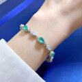 wholesale Simulated emerald 5*7 bracelet in metal, 1 carat, new style, fashionable and high-end for women-0-3